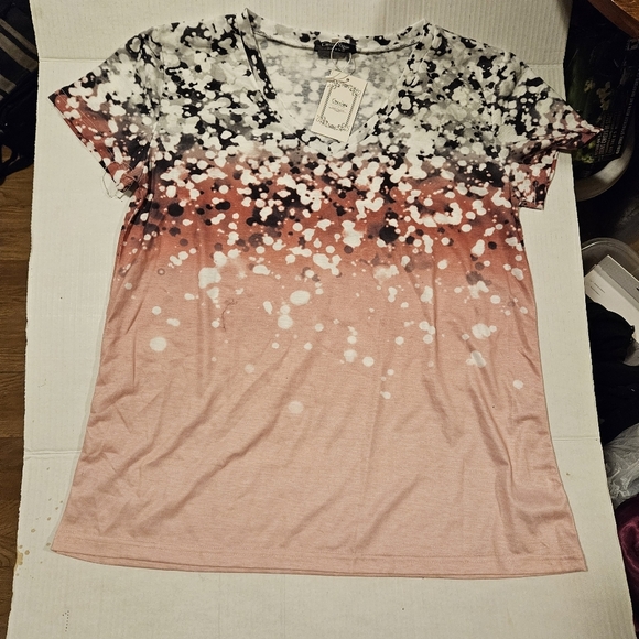 Women's  blouse NWT - Picture 1 of 4